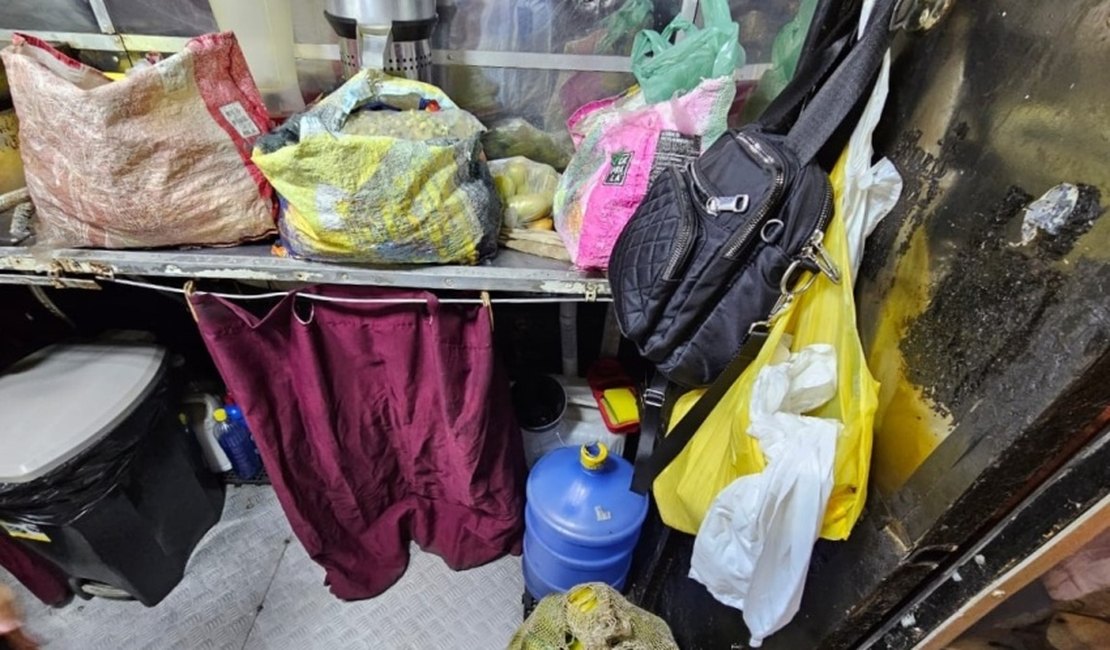 Food truck é interditado pela Vigilância Sanitária na Ponta Verde