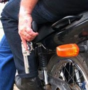 Dupla de assaltantes armados rouba motocicleta em Maribondo