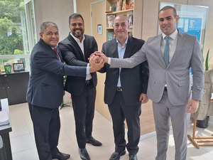 Em Brasília, secretário de Agricultura busca ampliar parcerias para setor de Alagoas