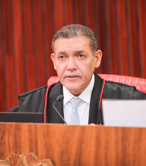 Nunes Marques marca reunião com campanhas de Flávio Bolsonaro e Lula