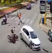 Colisão violenta entre carro e moto deixa dois feridos em Matriz de Camaragibe