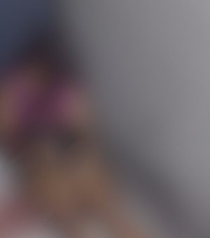 Mulher é encontrada morta a tiros em via pública no Jacintinho, em Maceió