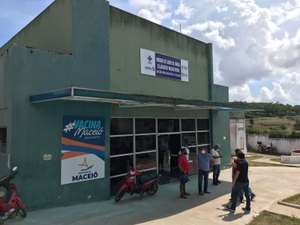 Unidade de saúde e CRAS do Rio Novo são fiscalizados pelo vereador Joãozinho