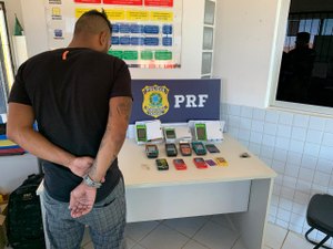 PRF prende homens por receptação e fuga de acidente, na BR 101