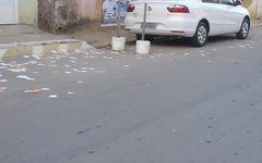 Ruas de Maragogi amanheceram com santinhos de candidatos jogados no chão