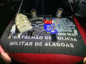 Armas de fogo e drogas são apreendidas em abordagens no interior de Alagoas