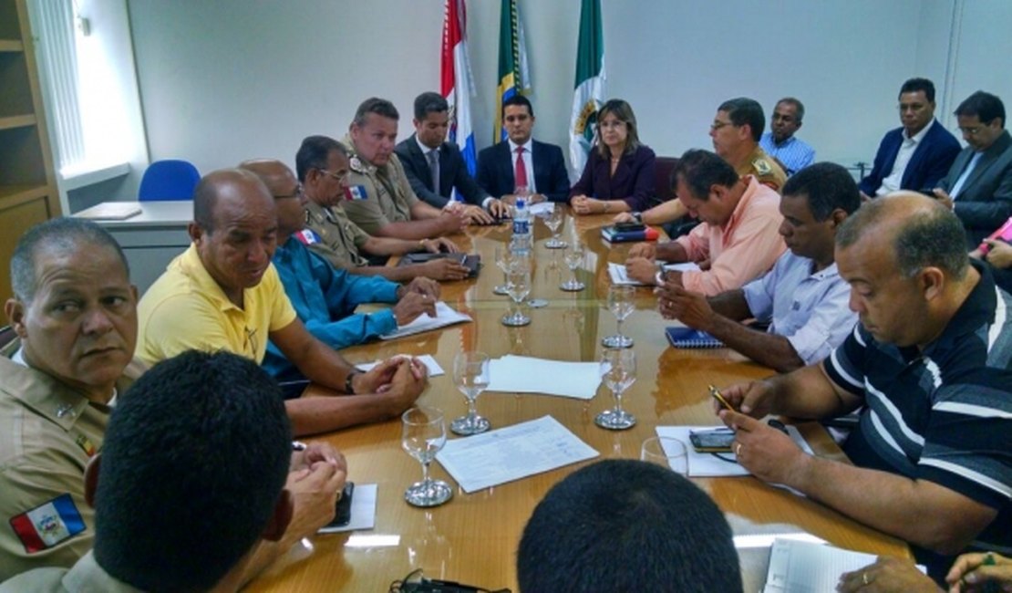 Reunião define pontos do reajuste salarial da PMAL