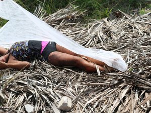Corpo de jovem é encontrado em terreno de futuro resort de Japaratinga