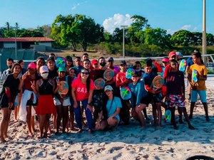 Estudantes de Arapiraca participam de oficina de beach tennis