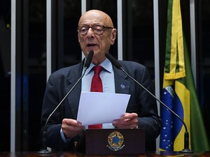 Esperidião Amin quer mais transparência na remoção de conteúdos da internet