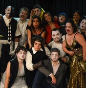 Grupo de Teatro Cena Livre oferece aula de teatro para adolescentes e adultos