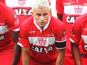 CRB embarca para dois jogos fora de casa e volante Olívio será integrado ao elenco