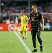 Vítor Pereira tenta recuperar o psicológico do Corinthians: 'Não soubemos reagir'