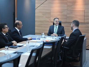 Ministro Renan Filho acolhe contribuição da CNT na definição de prioridades para os 100 dias