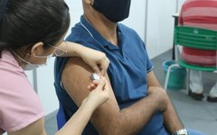 Maragogi começa vacinar pessoas de 50 anos contra covid-19