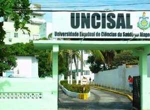 Mais de 5 mil candidatos disputam o Vestibular da Uncisal