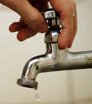 Defeito em equipamento de poço afeta abastecimento de água no Tabuleiro