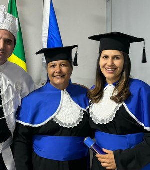 Mãe e filha se formam juntas na Uneal