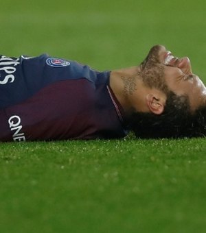 Neymar fica fora de jogo entre PSG e Lyon por causa de dor na coxa