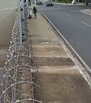 Motocicleta é furtada na Avenida Ceci Cunha em Arapiraca