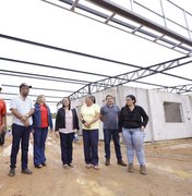 Prefeita Luísa Júlia acompanha andamento de obras da extensão da Uneal e da primeira Creche Cria de Palmeira dos Índios