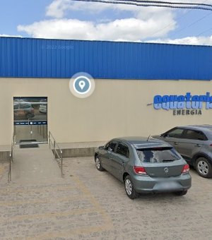 Homem invade agência da Equatorial em Arapiraca, come marmita de funcionário e dorme