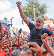 Lula é oficializado candidato à Presidência pelo PT