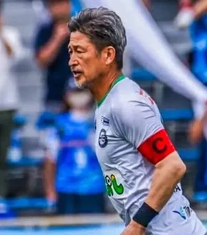 Aos 58 anos,  ex - Santos se prepara para disputar a 41ª temporada da carreira