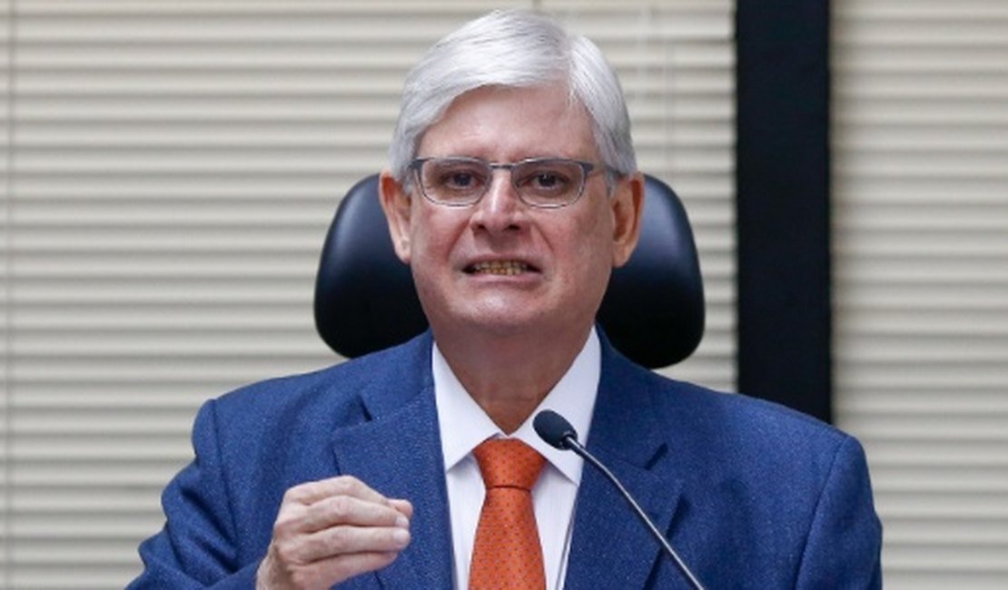 Janot chama Joesley de bandido e diz não ter criminalizado a política