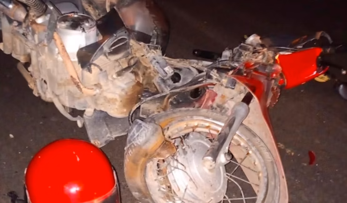 Motociclista sofre fraturas graves após colisão com caminhão na BR-316
