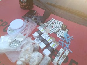 Policia apreende drogas durante patrulhamento na capital