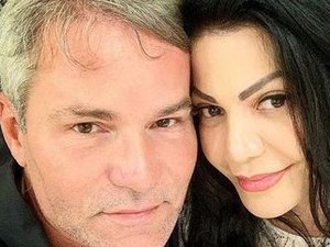 Márcio Poncio anuncia separação de Simone após 27 anos de casados