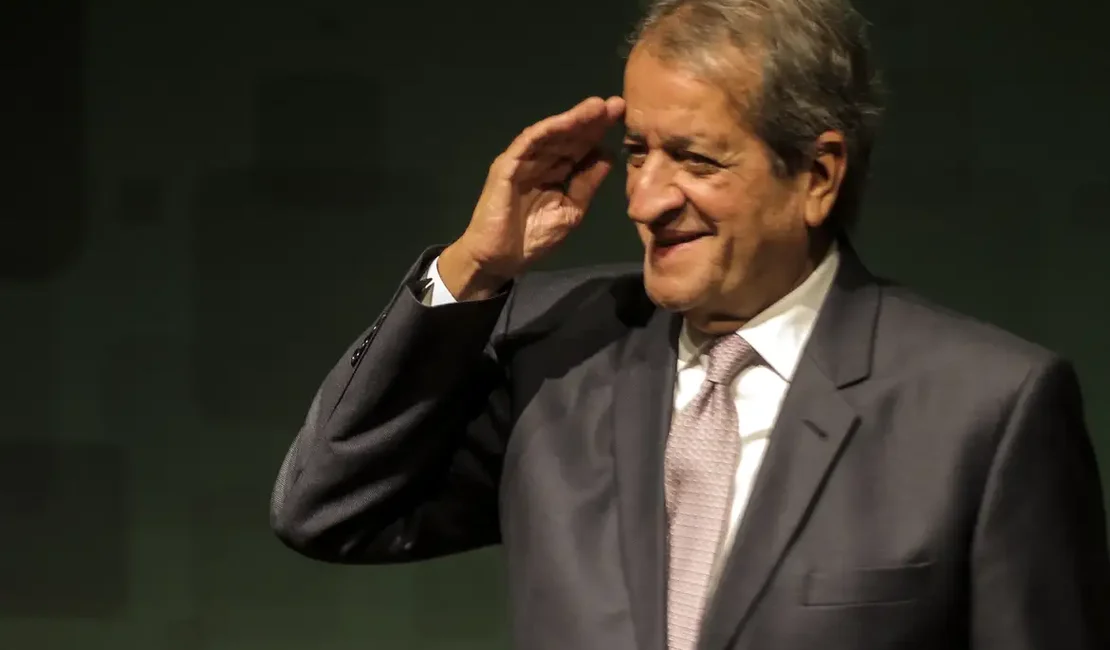 PL, partido de Flávio Bolsonaro, reconhece vitória de Lula nas eleições
