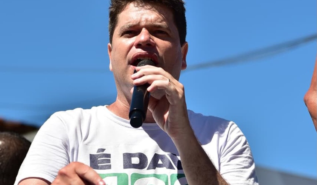Davi Davino Filho propõe qualificação de jovens e expansão dos serviços de saúde no Sertão