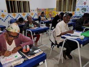 Escolas de Arapiraca estão com matrículas abertas nos cursos de Educação de Jovens e Adultos