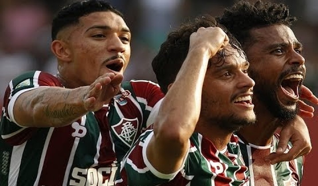 Fluminense supera Figueirense e Botafogo recebe o Grêmio neste domingo