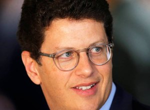 Ministro Ricardo Salles tem teste positivo para covid-19