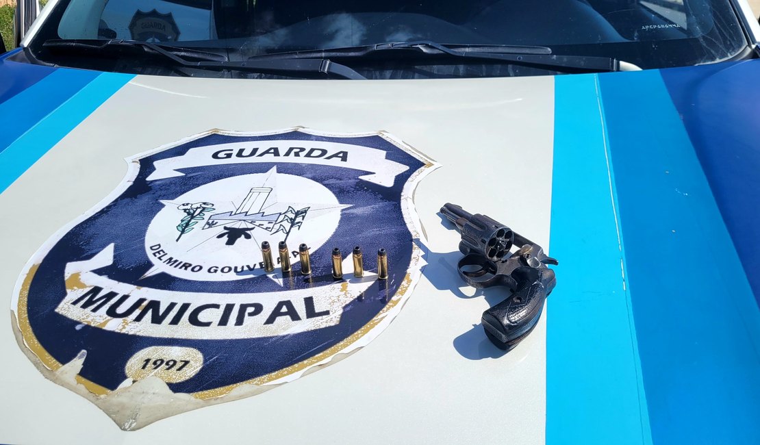 Dupla assalta mototaxista em Delmiro Gouveia, mas na hora da fuga a moto não pega e os dois acabam presos