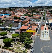 Homem é preso por violência doméstica, tráfico de drogas e direção perigosa em Feira Grande
