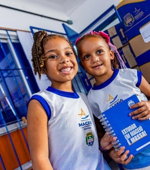 Secretaria de Educação de Maceió inicia distribuição de novos kits de uniformes na rede pública