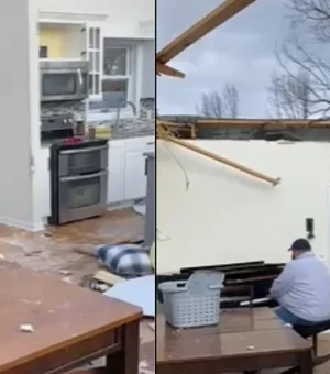 Homem toca piano em casa destruída por tornado nos EUA
