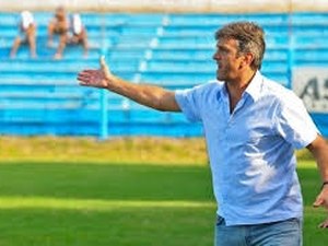 Após cinco anos no comando, Leocir Dall'Astra deixa o Ypiranga (RS)