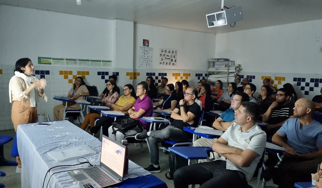 MPAL promove em Arapiraca curso sobre mediação de conflitos no ambiente escolar