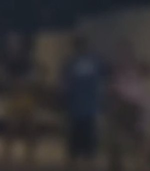 'Quebra-pau' em ponto de prostituição chama atenção em rua de Arapiraca