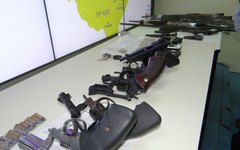 Mais de 20 armas foram apreendidas na capital e interior