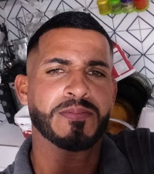Polícia divulga foto de suspeito de feminicídio em Igreja Nova
