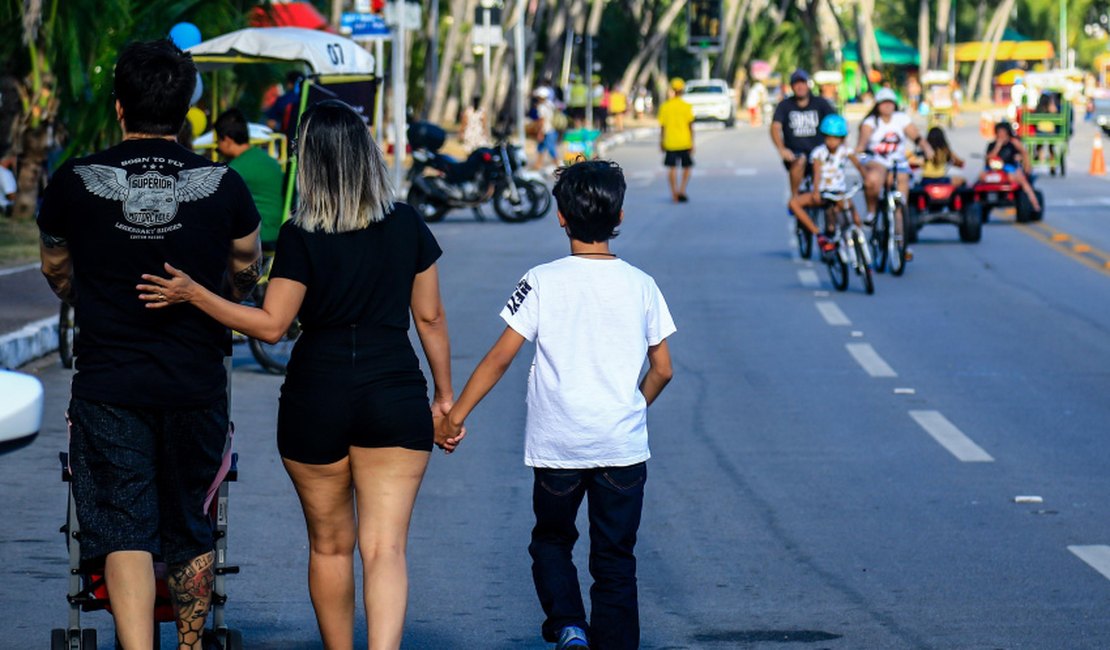 Rua Aberta da Ponta Verde, em Maceió, terá funcionamento estendido durante Carnaval