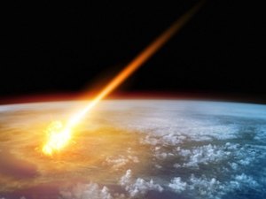 'Bola de fogo' explode no Atlântico perto da costa do Brasil