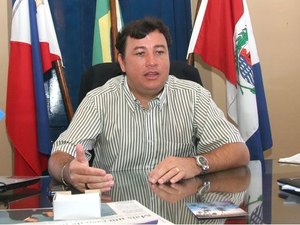 Prefeitura deverá exonerar funcionários contratados