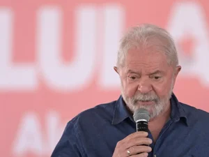 Lula volta a dizer que não haverá teto de gastos em seu eventual governo